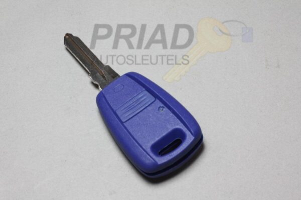 S-0373 Reparatieservice Fiat sleutels met een vaste sleutelbaard.
